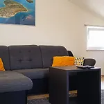Apartmani Verde 자다르