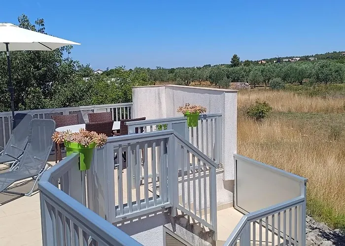 Apartmani Verde شقة زادار